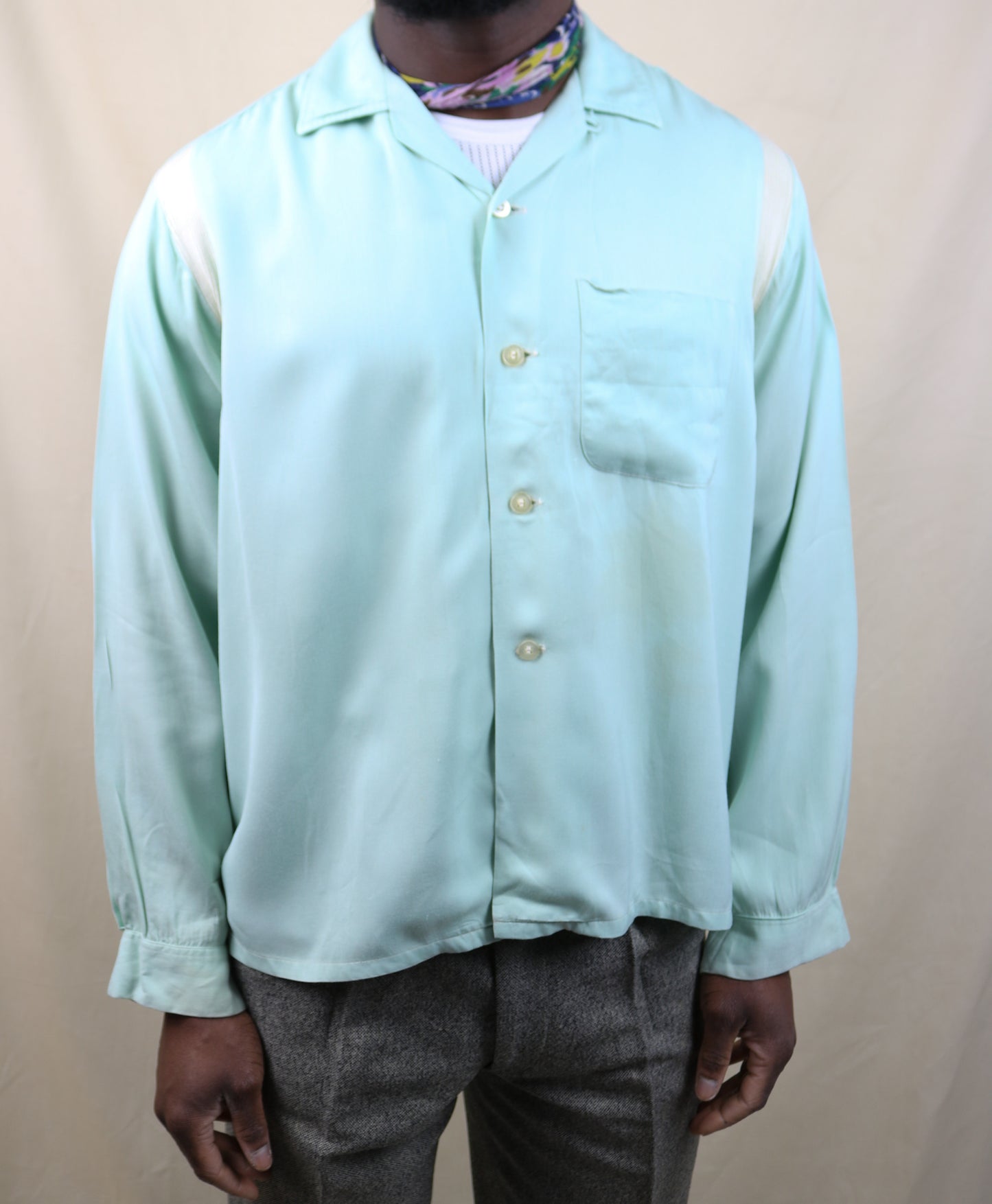 Vintage 1940s 50s Gab/Rayon Shirt